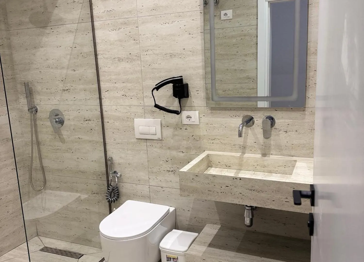 Moonlight Hotel Vlorë