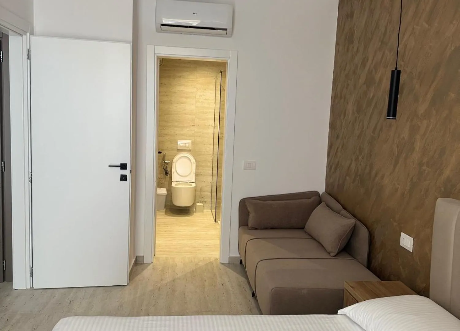 Moonlight Hotel Vlorë